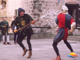 Lovagi torna bemutató