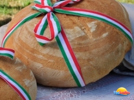 Kenyér napja- családi nap