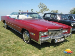 Veterán autók találkozója